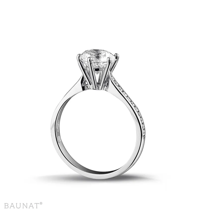 1.50 quilates anillo solitario diamante de oro blanco con diamantes en los lados 