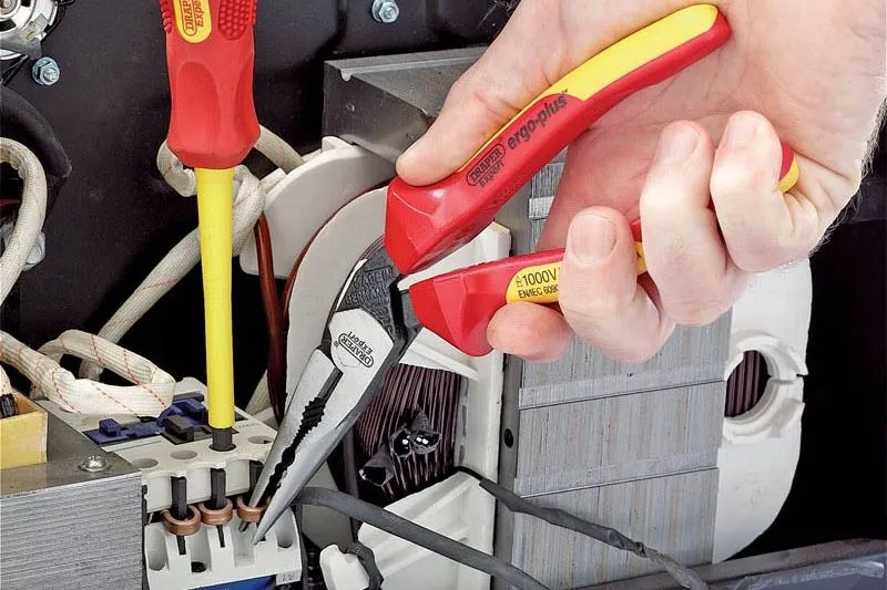 Alicate de punta larga aislado 220 MM VDE 1000V. Draper Ergo Plus®