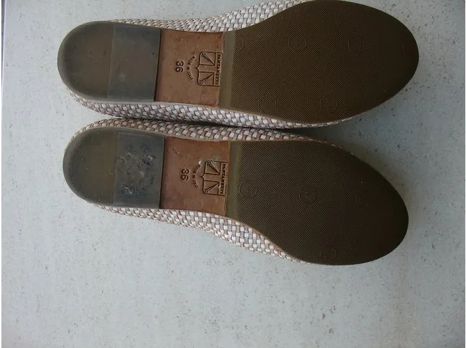 Autre Marque Tacones Beige 
