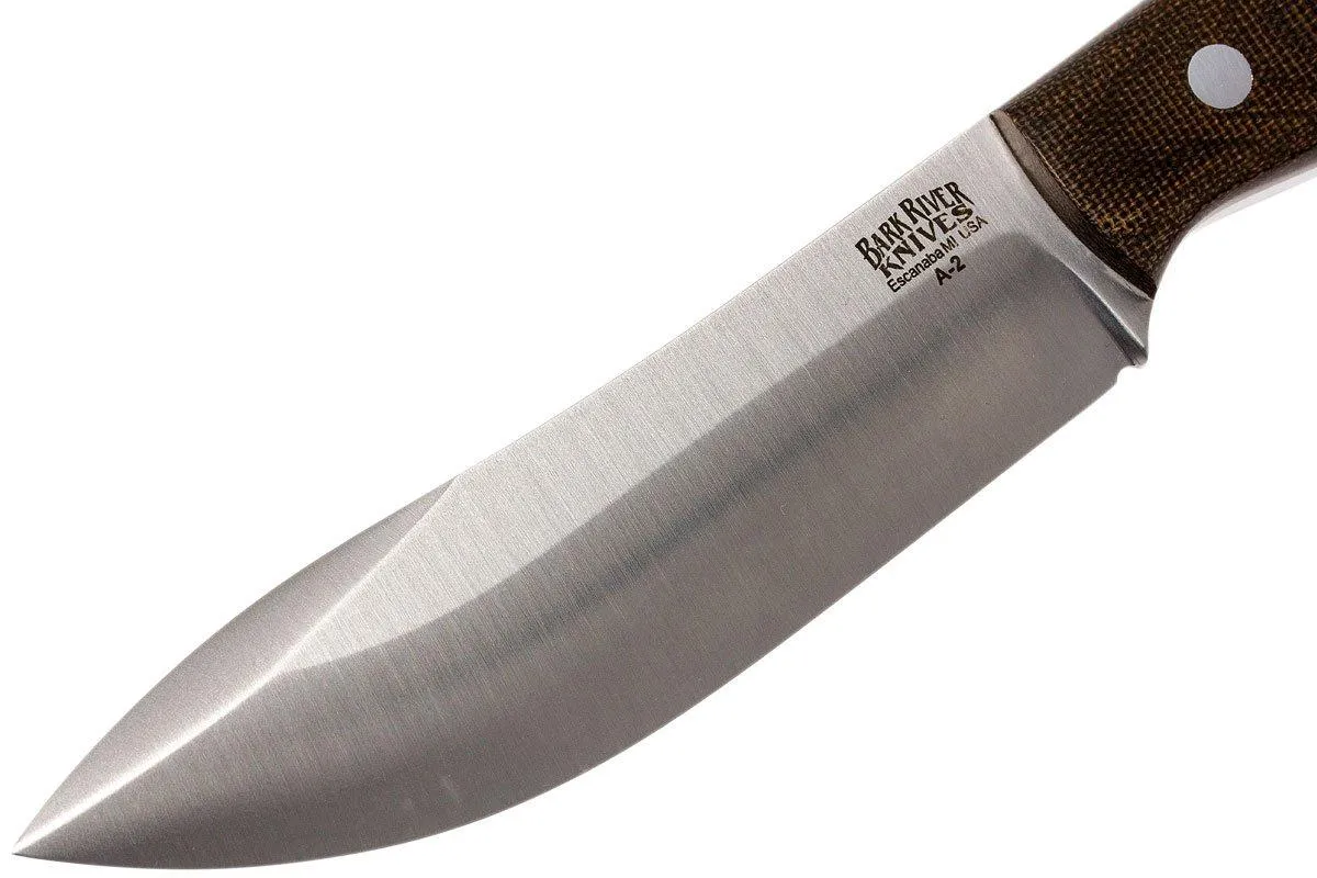 Bark River Kalahari Hunter A2, Green Canvas Micarta, funda marrón