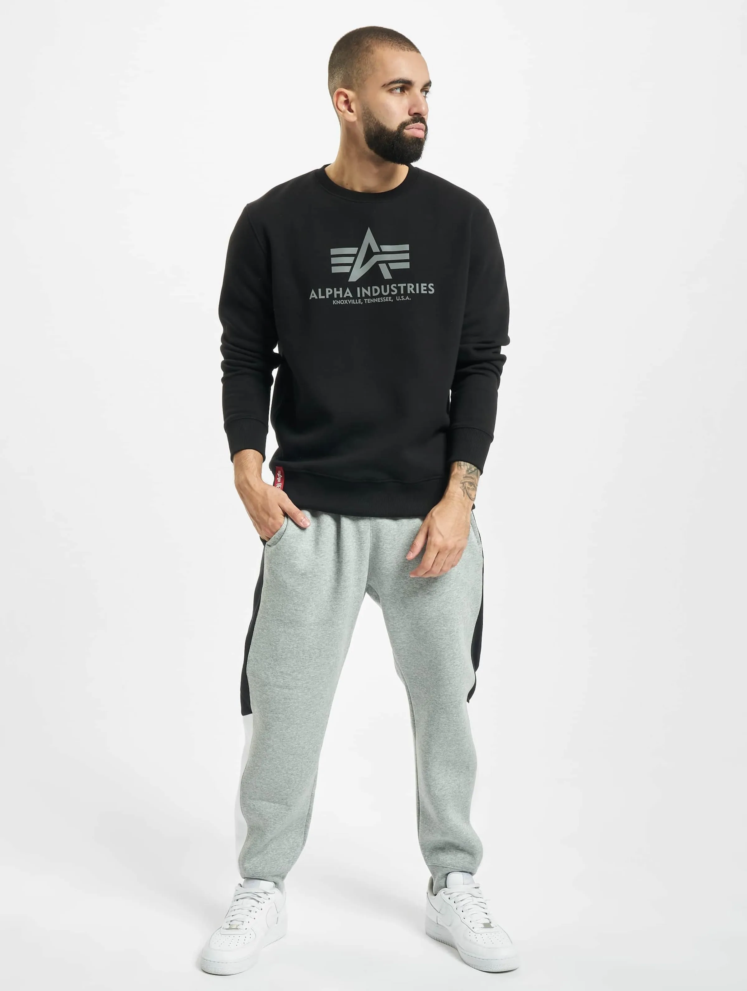 Basic Reflective Print