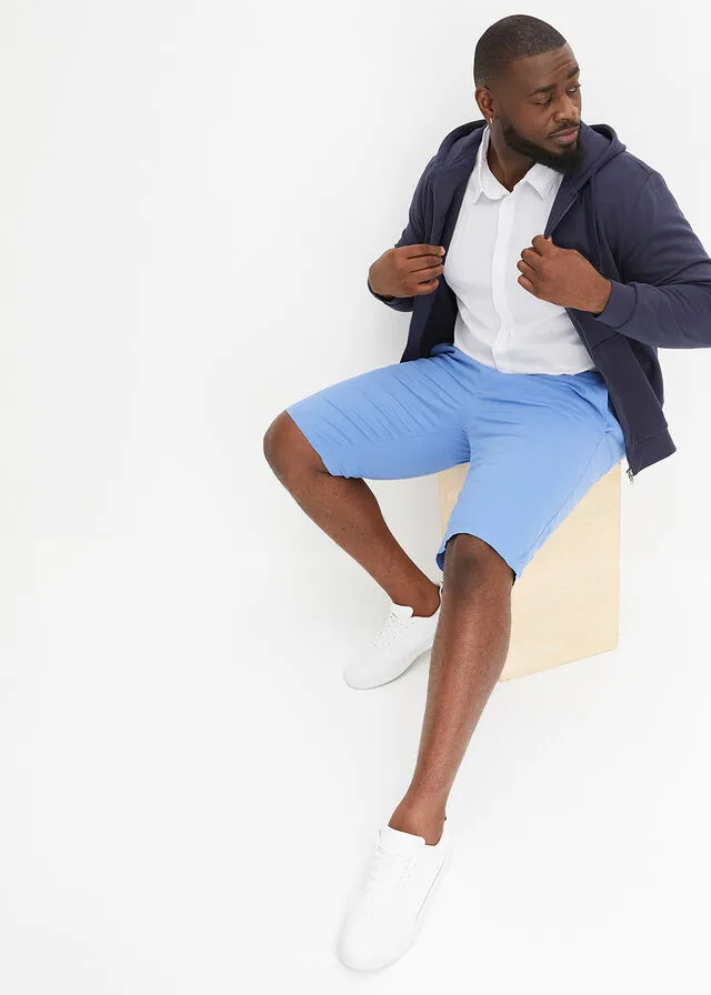 Bermuda estilo chino con lino, cordón y corte regular azul cielo