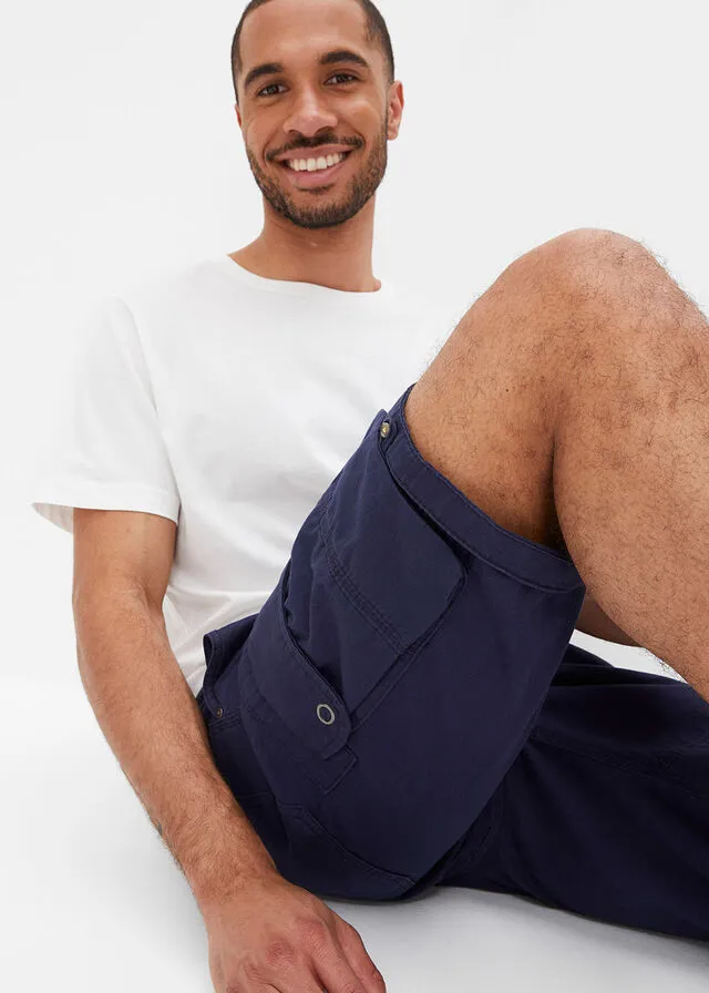 Bermudas de estilo cargo y corte regular Azul marino