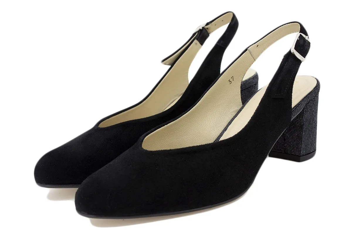 Black Suede Pump
