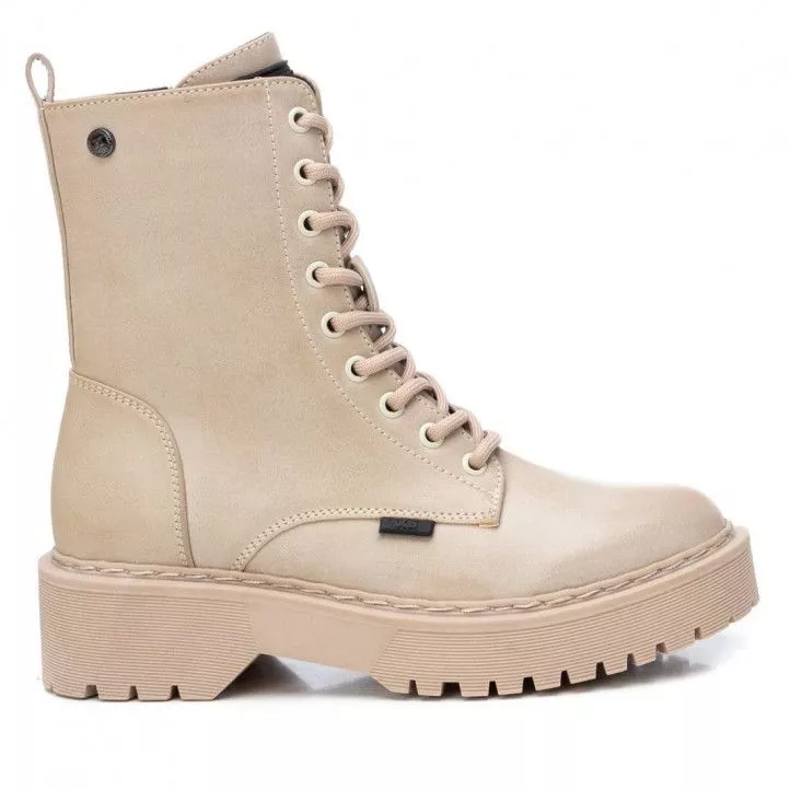 Botines planos Xti 043504 estilo militar con cremallera y cordones en beige