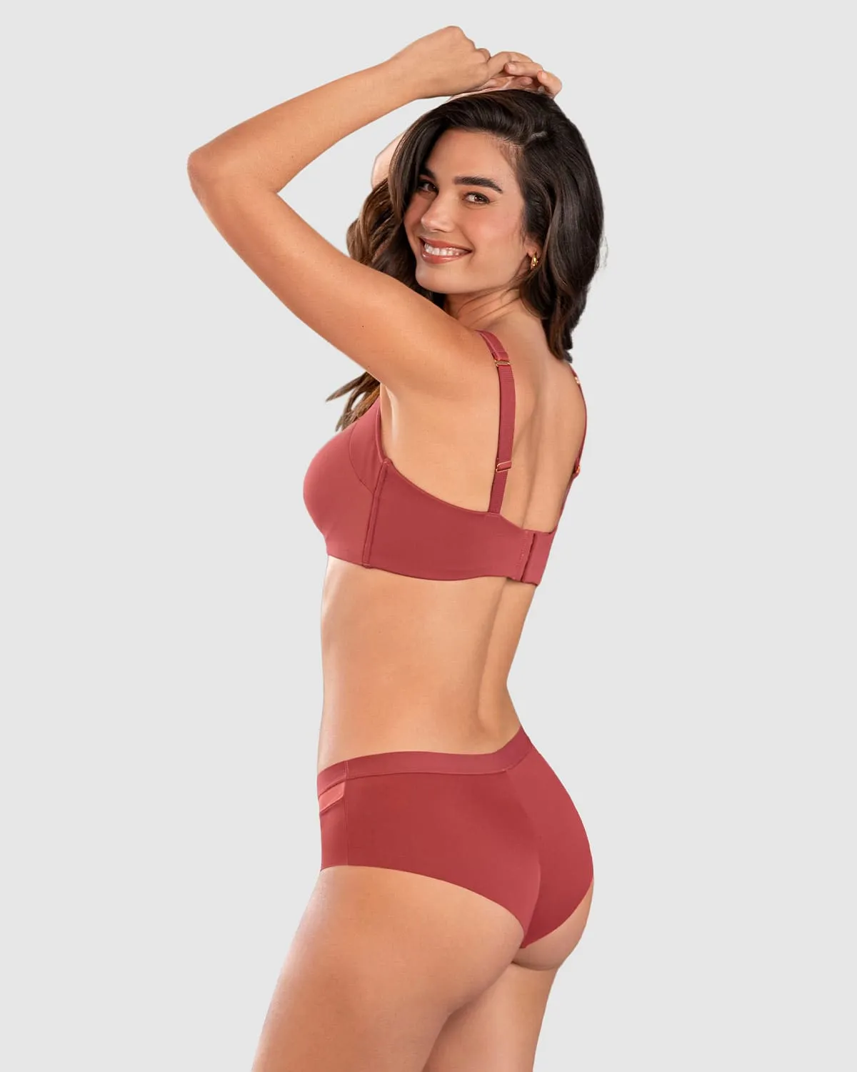 Brasier brastop con buen cubrimiento de sisa y espalda