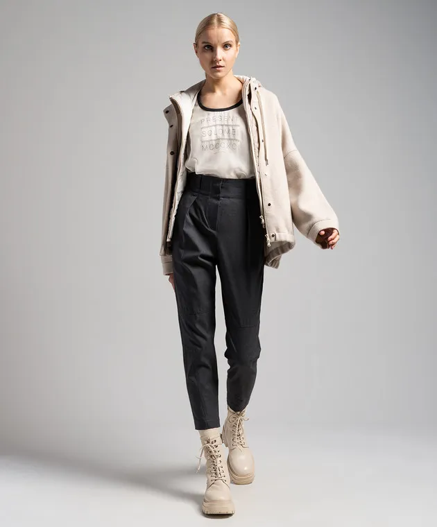 Brunello Cucinelli Beige printed silk top with monil chain