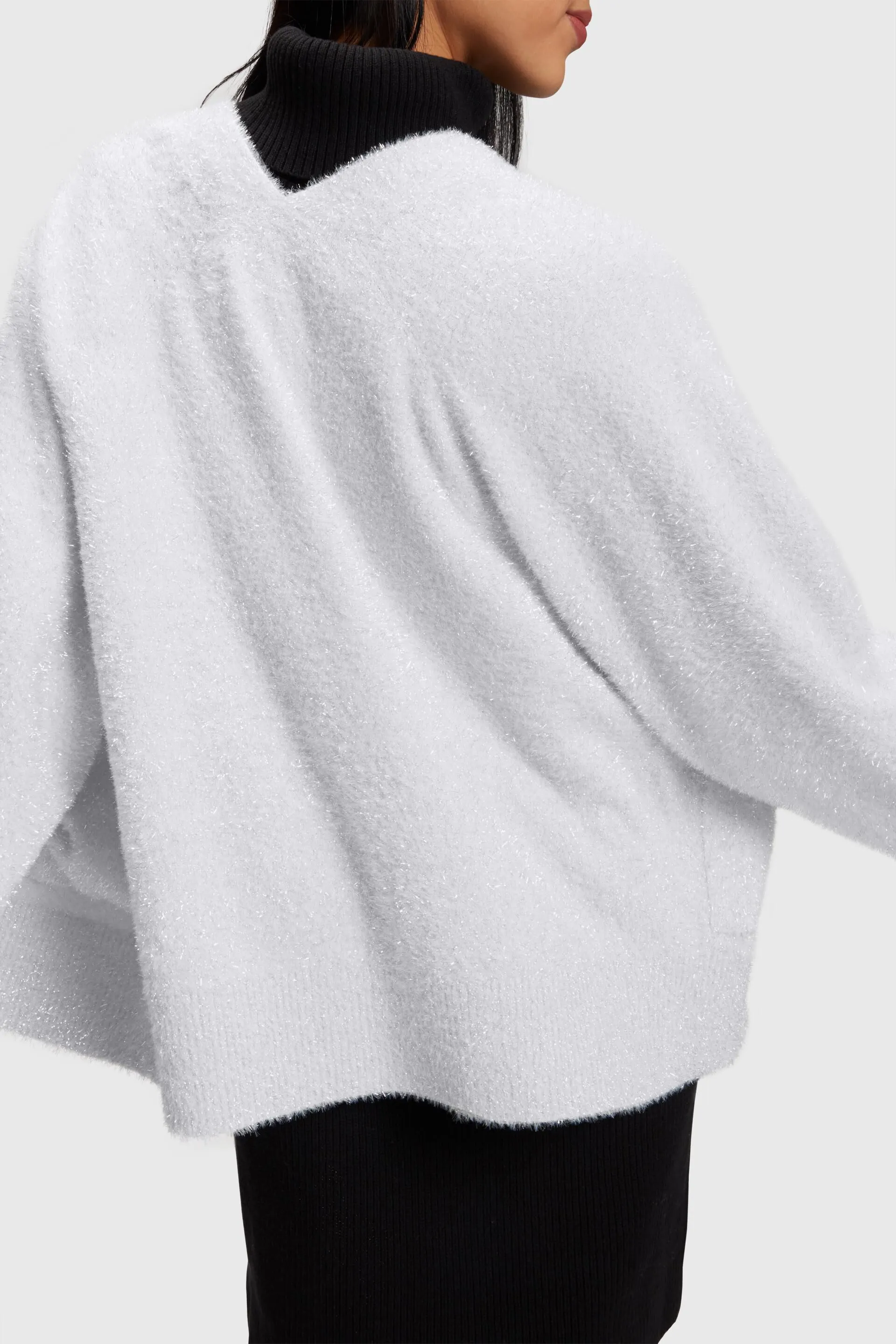 Cárdigan lanoso metalizado estilo oversize