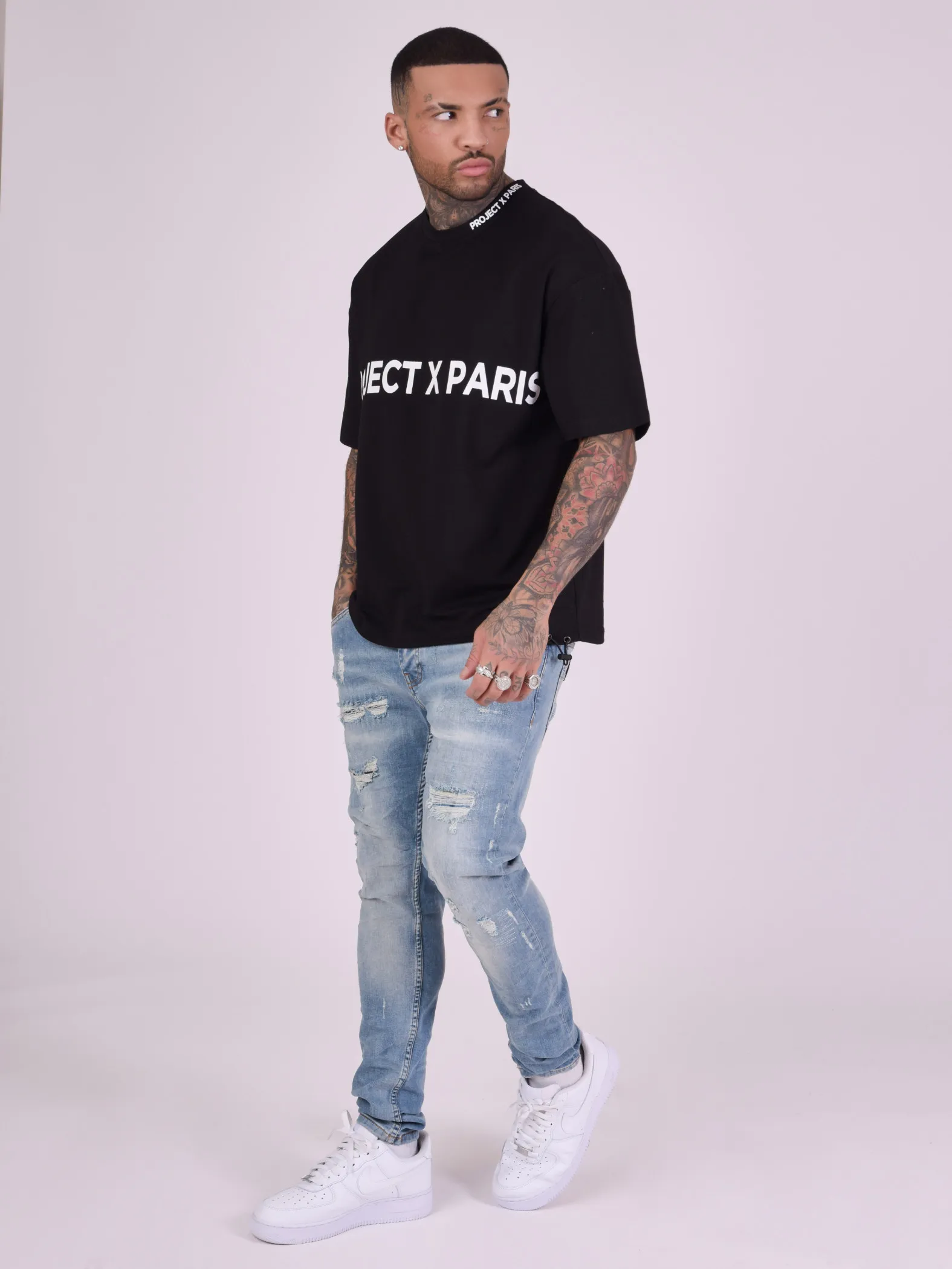 Camiseta básica holgada con logotipo oversize estampado