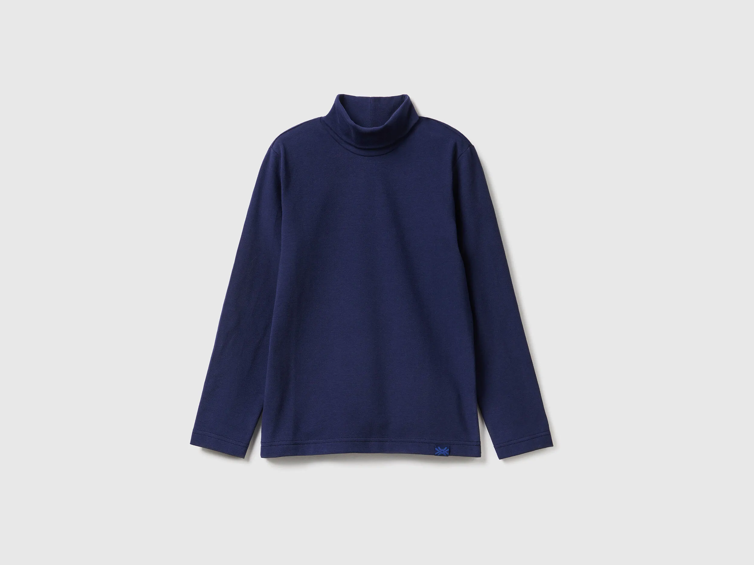 Camiseta de cuello alto y manga larga
