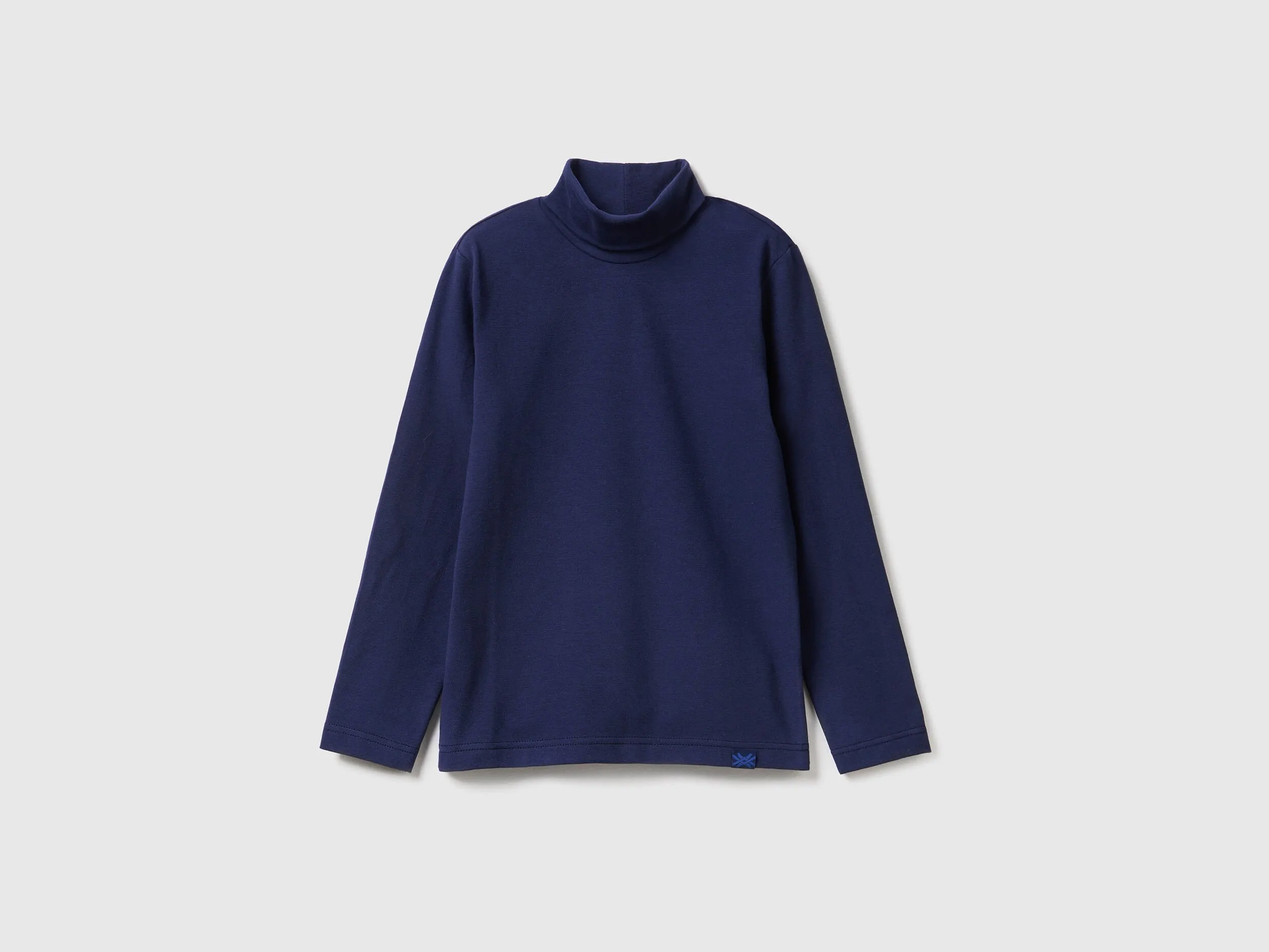 Camiseta de cuello alto y manga larga