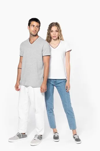 Camiseta de punto piqué con cuello de pico de hombre