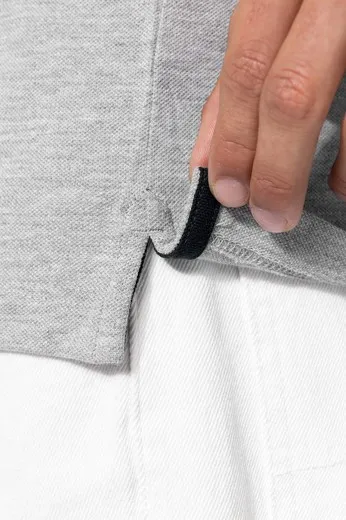 Camiseta de punto piqué con cuello de pico de hombre