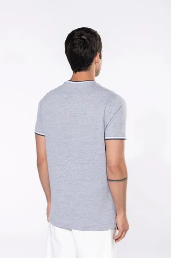 Camiseta de punto piqué con cuello de pico de hombre