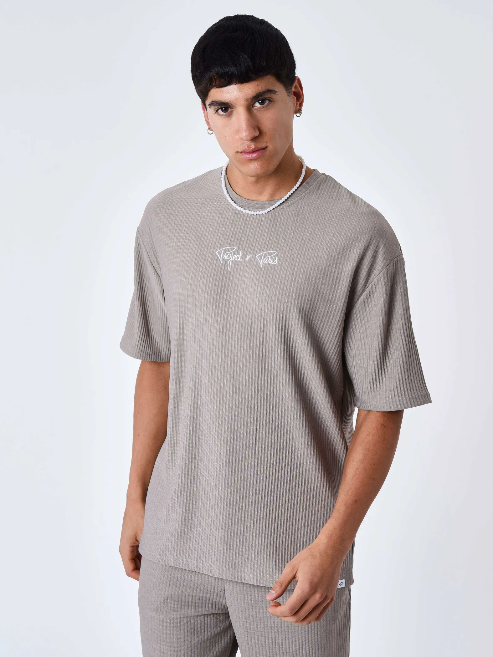 Camiseta lisa con textura
