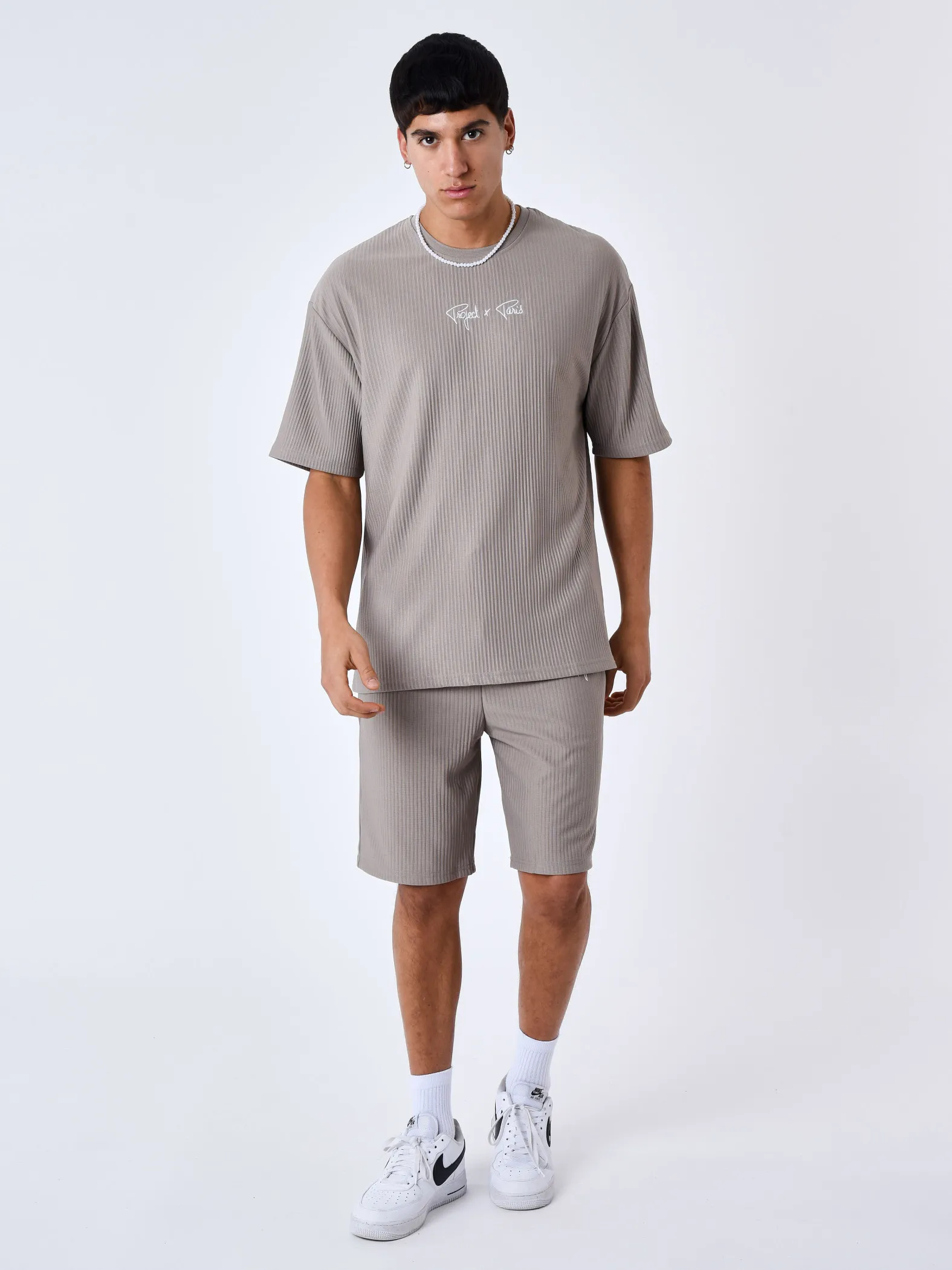 Camiseta lisa con textura