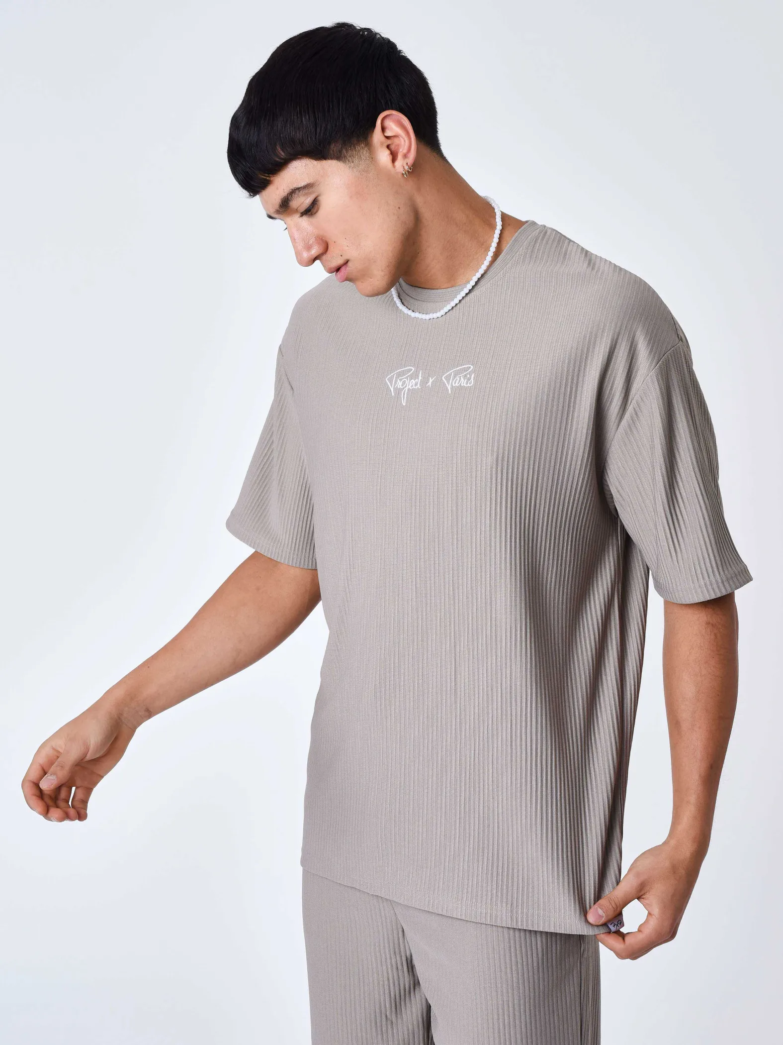 Camiseta lisa con textura