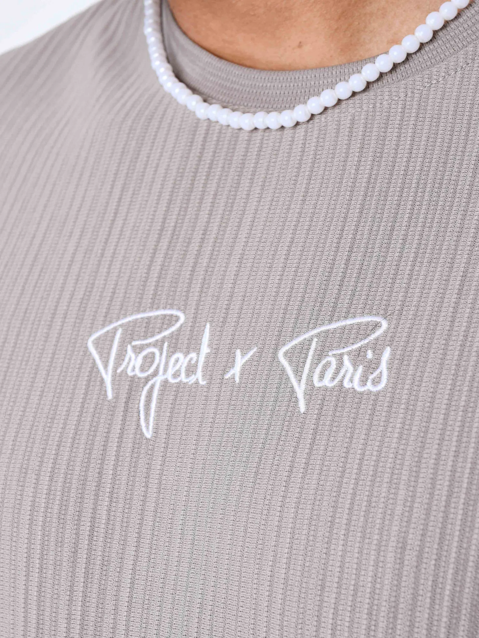 Camiseta lisa con textura