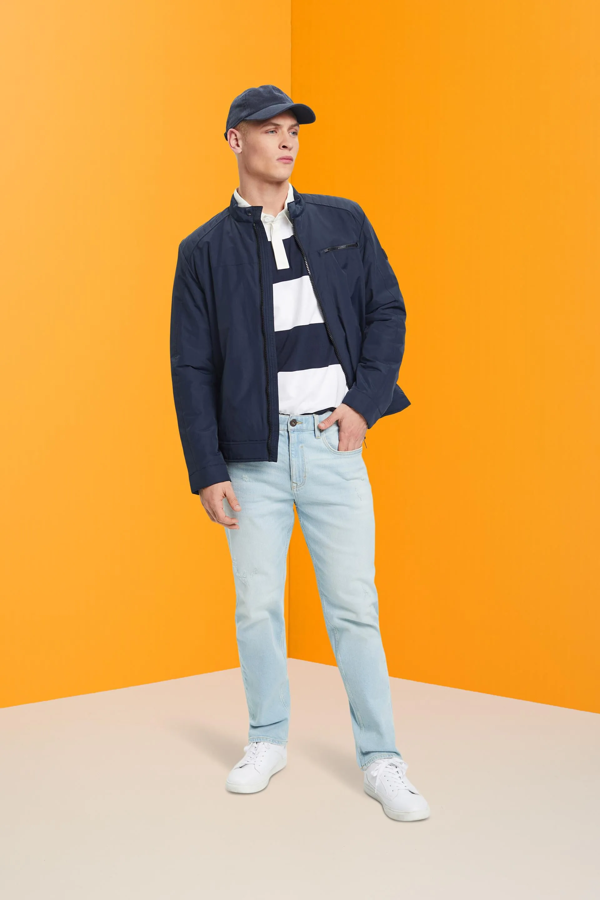 Chaqueta ripstop repelente al agua