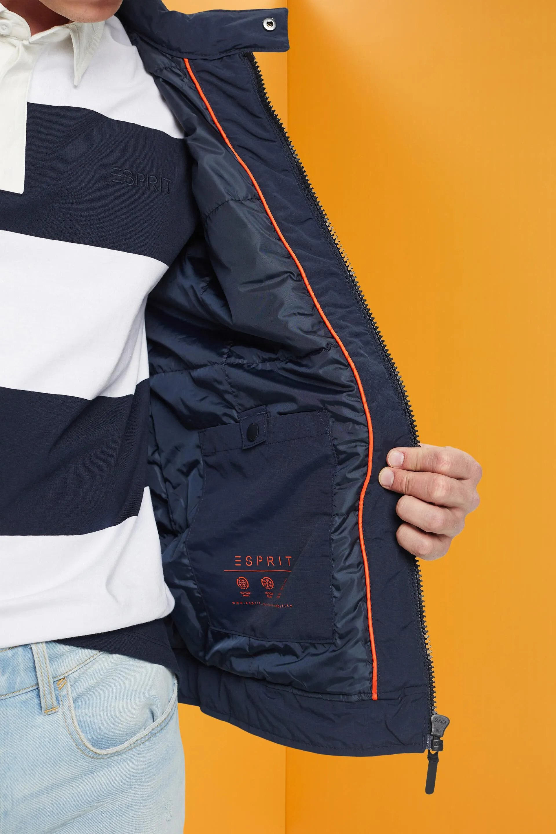 Chaqueta ripstop repelente al agua