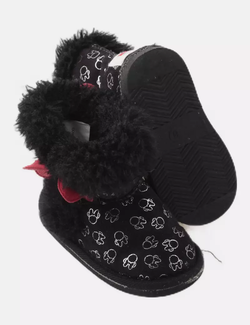 Disney Bota negra pelo