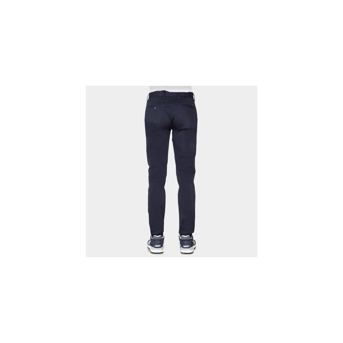 EMPORIO ARMANI  PANTALóN AZUL