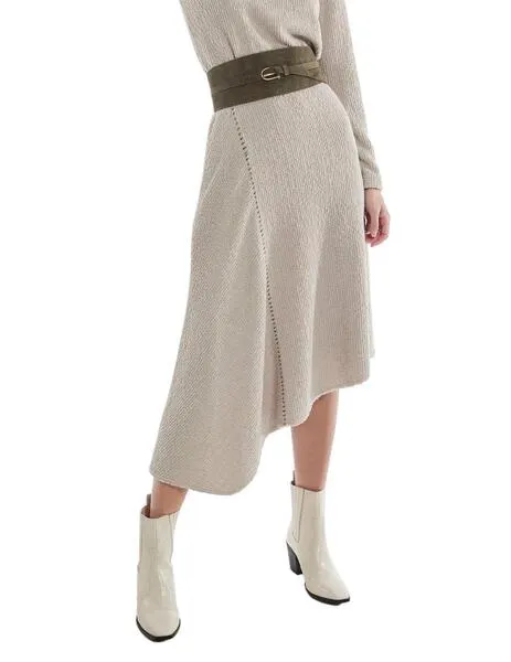 Faldas OKY beige para mujer.