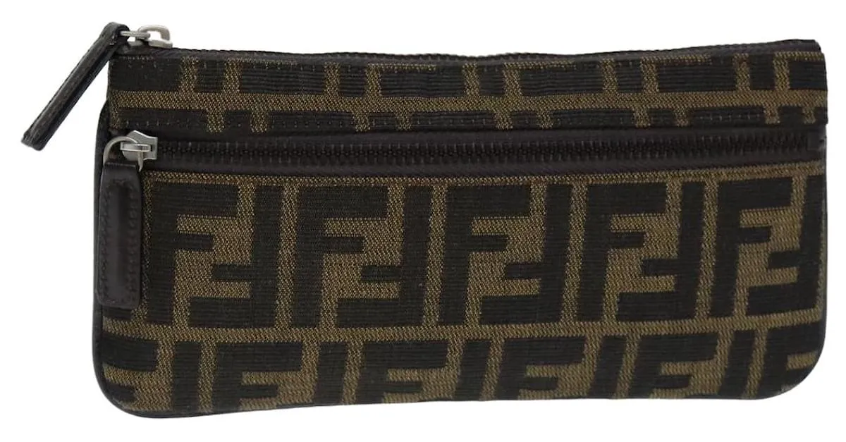Fendi Zucca Castaño 