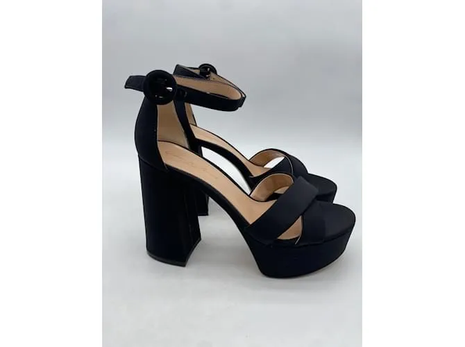 GIANVITO ROSSI Sandalias T.UE 37.5 paño Negro 