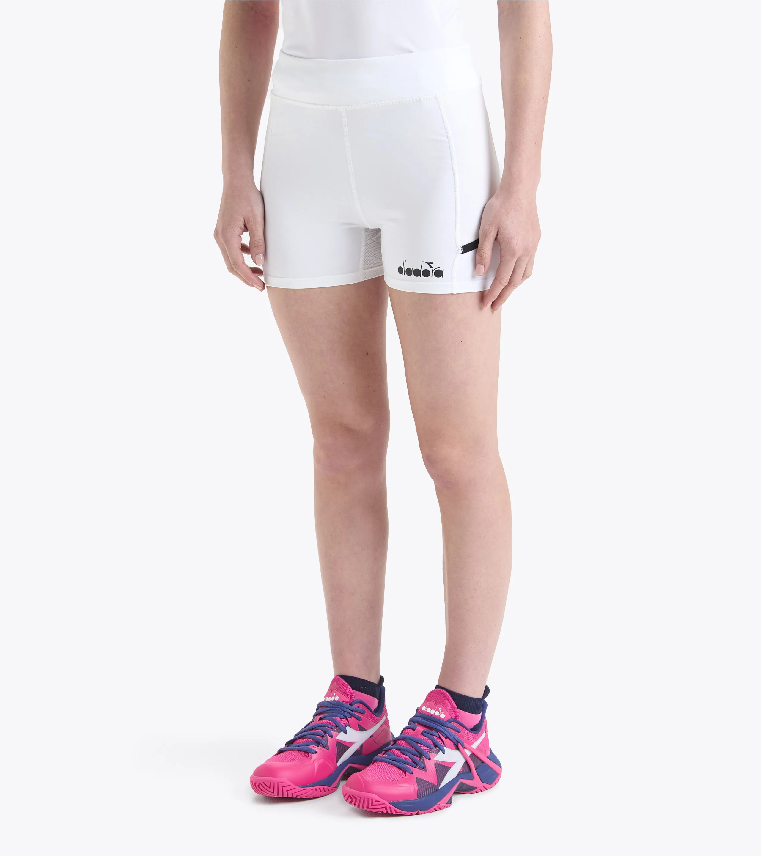 L. SHORT TIGHTS POCKET PANTALONES CORTOS DE TENIS  MUJER