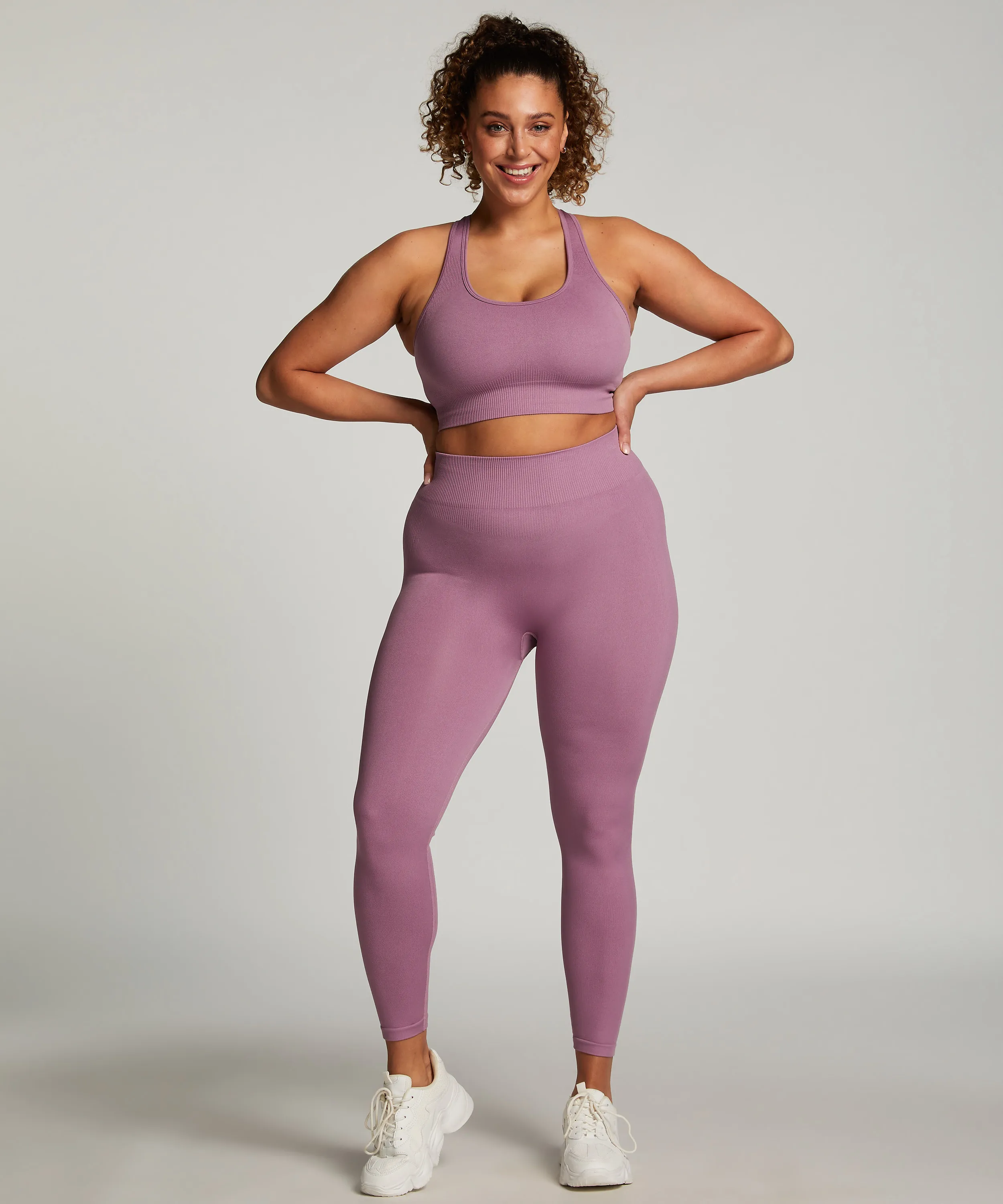 LEGGINGS DEPORTIVOS SIN COSTURAS Y DE CINTURA ALTA HKMX  MORADO