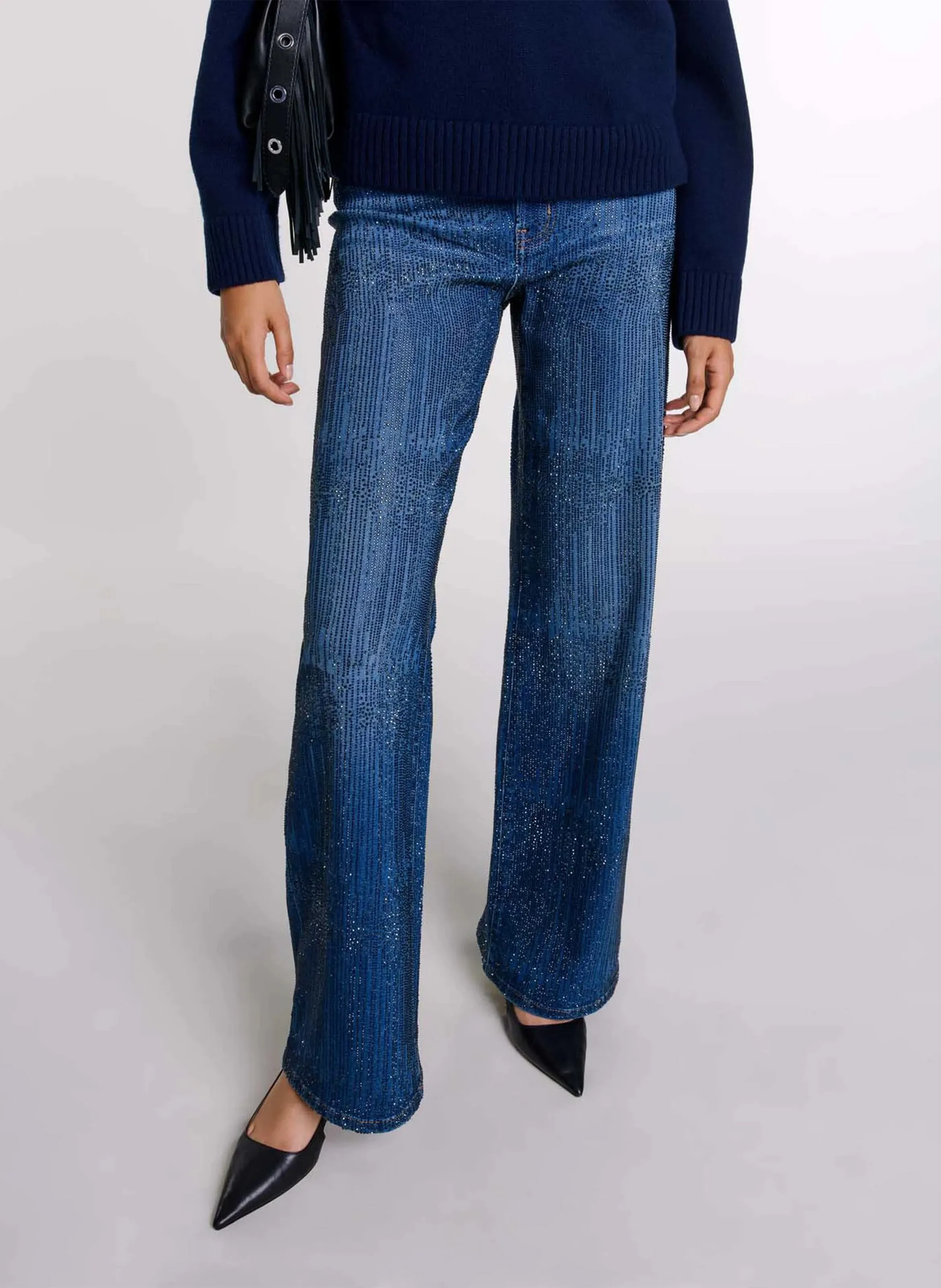 MAJE Pantalón ancho de algodón mezclado con pedrería. en azul