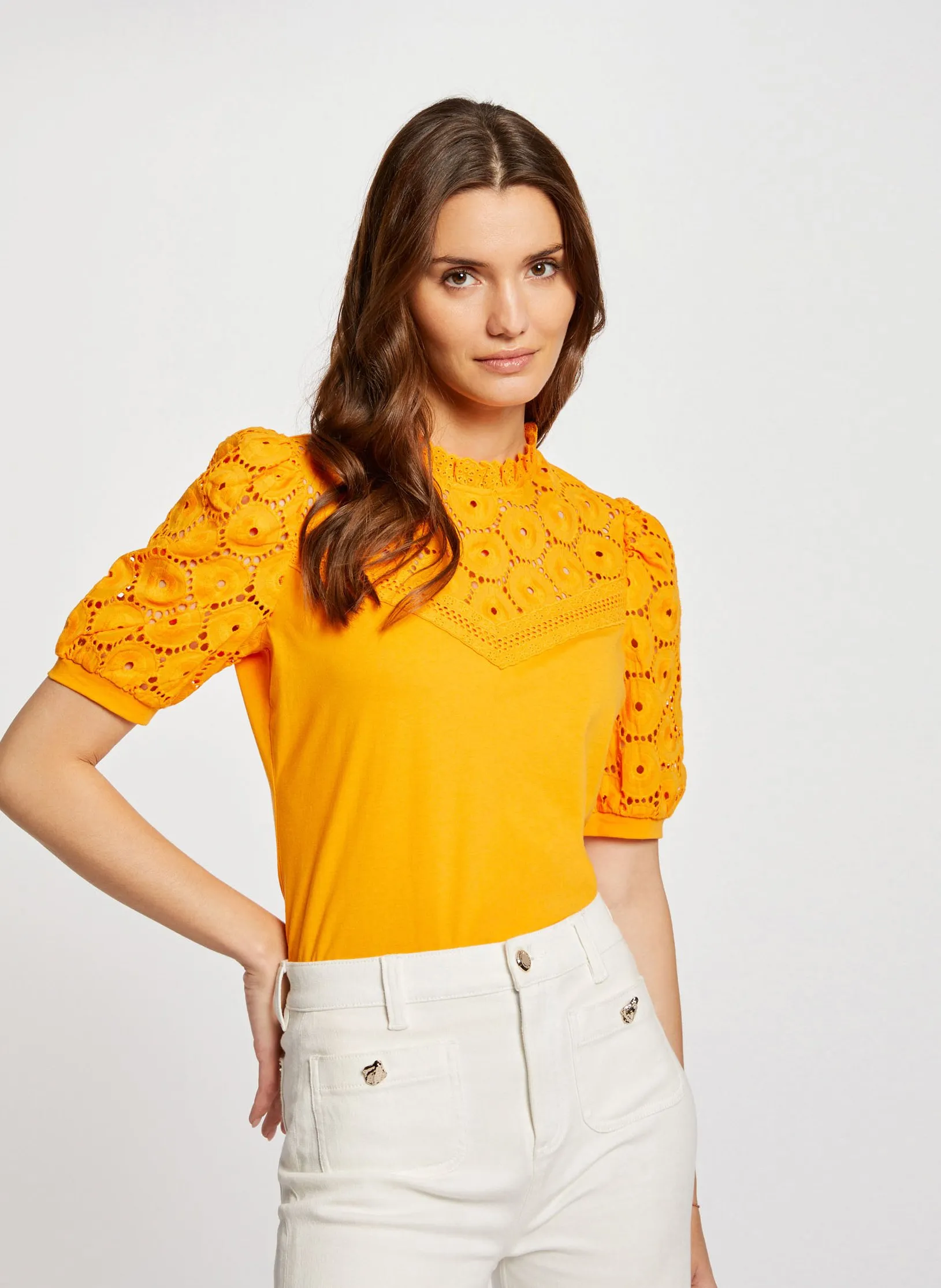 MORGAN DULIE  TOP DE ALGODóN BORDADO CON CUELLO ALTO EN NARANJA