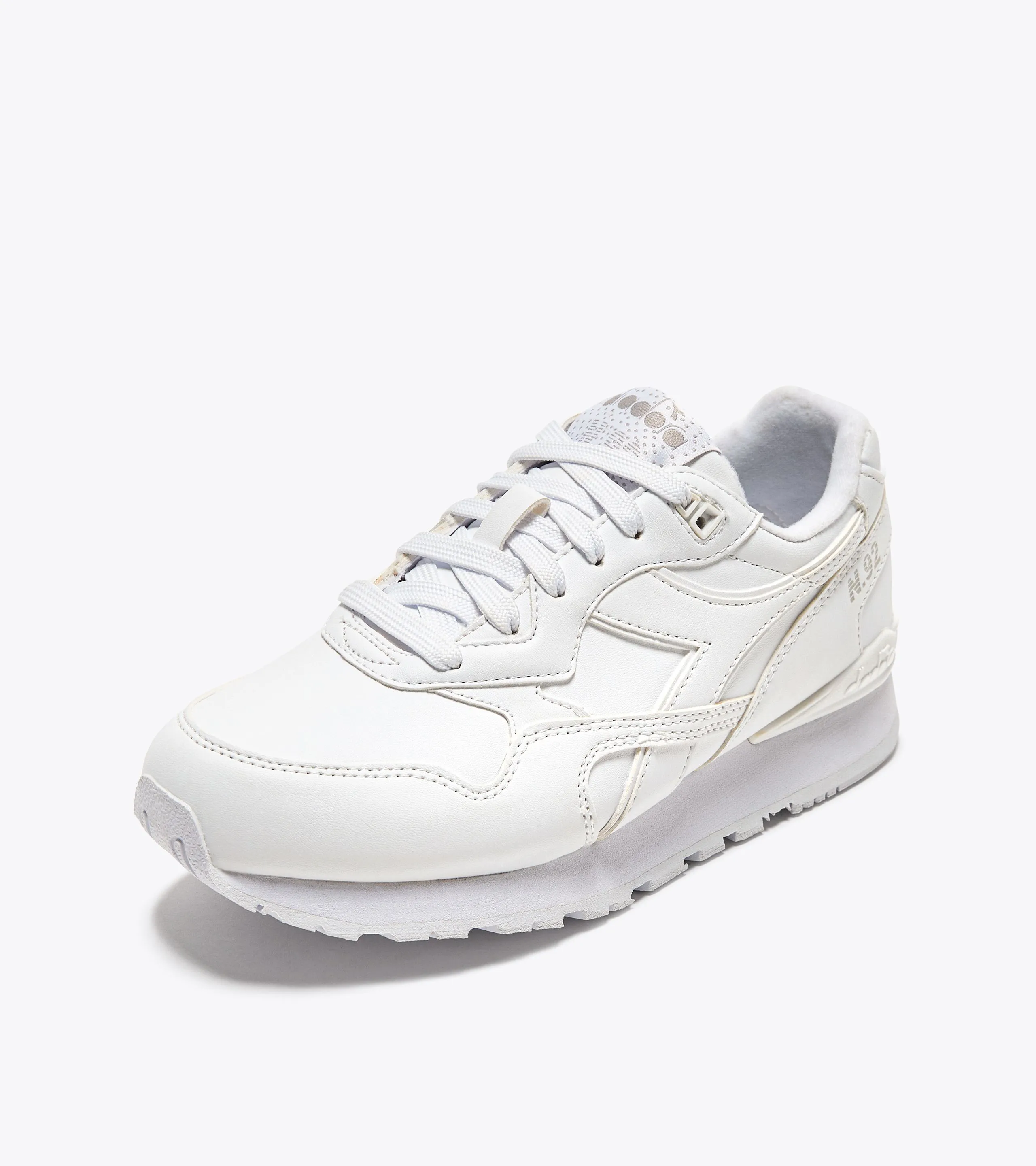 N.92 L ZAPATILLA DEPORTIVA  GENDER NEUTRAL