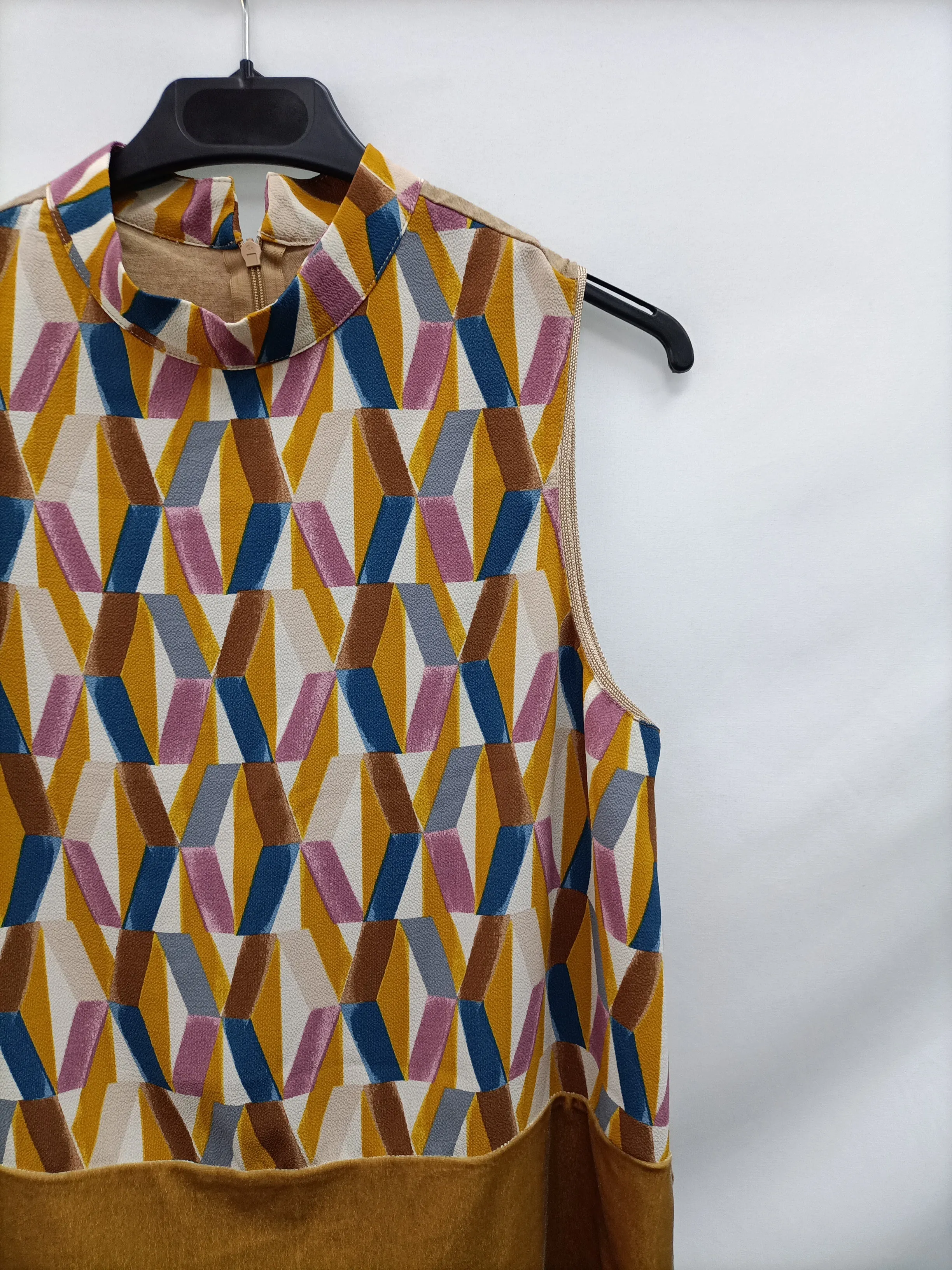 OTRAS. Top multicolor texturas T.(s)