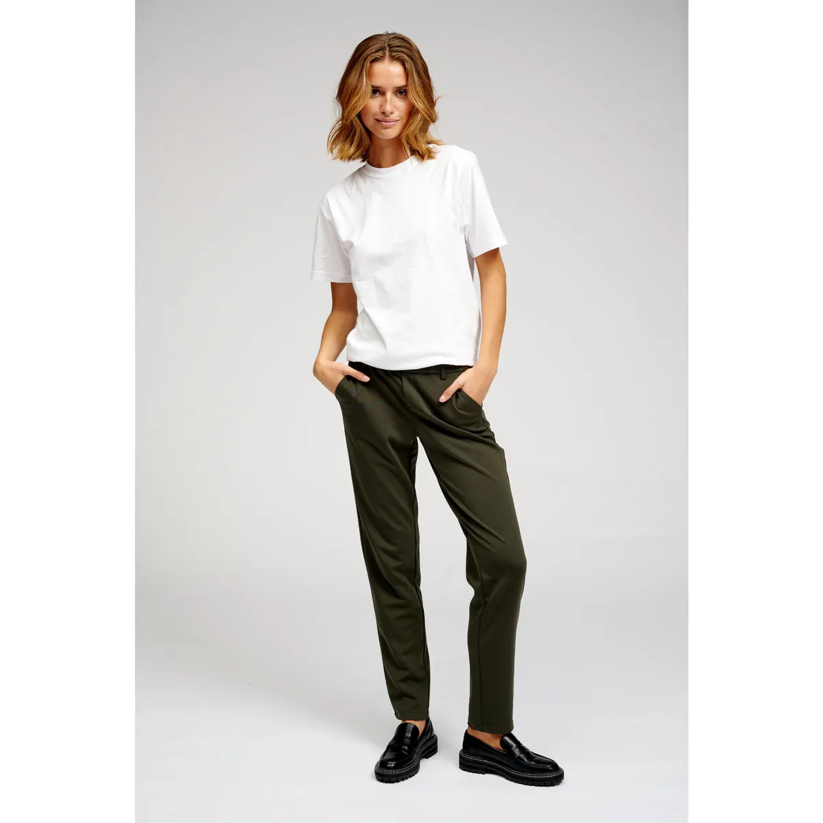 PANTALONES DEPORTIVOS THE ORIGINAL  BEIGE
