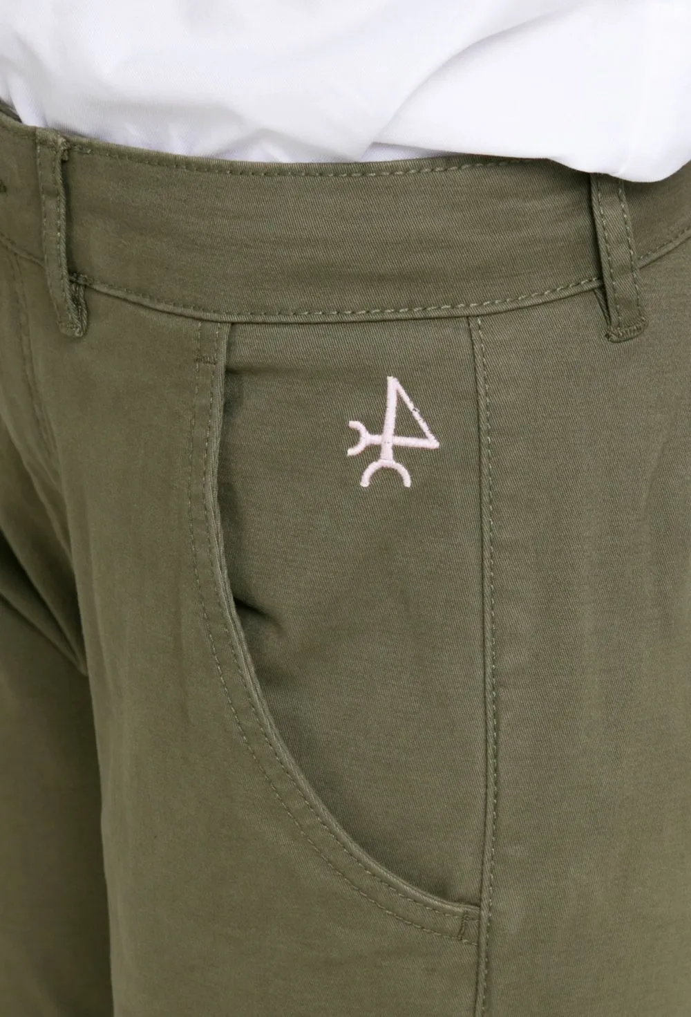 Pantalón chino mujer color kaki