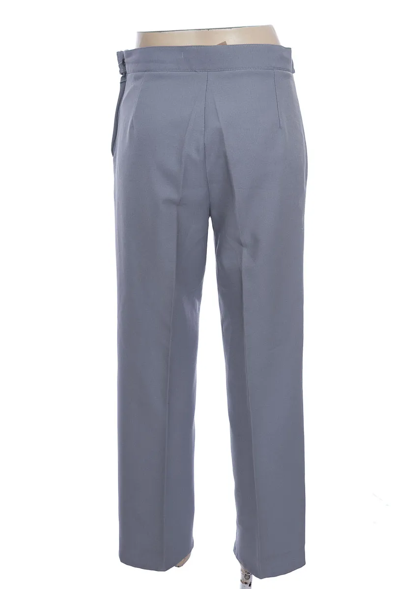 PANTALóN COLOR GRIS  CREACIONES J.I.