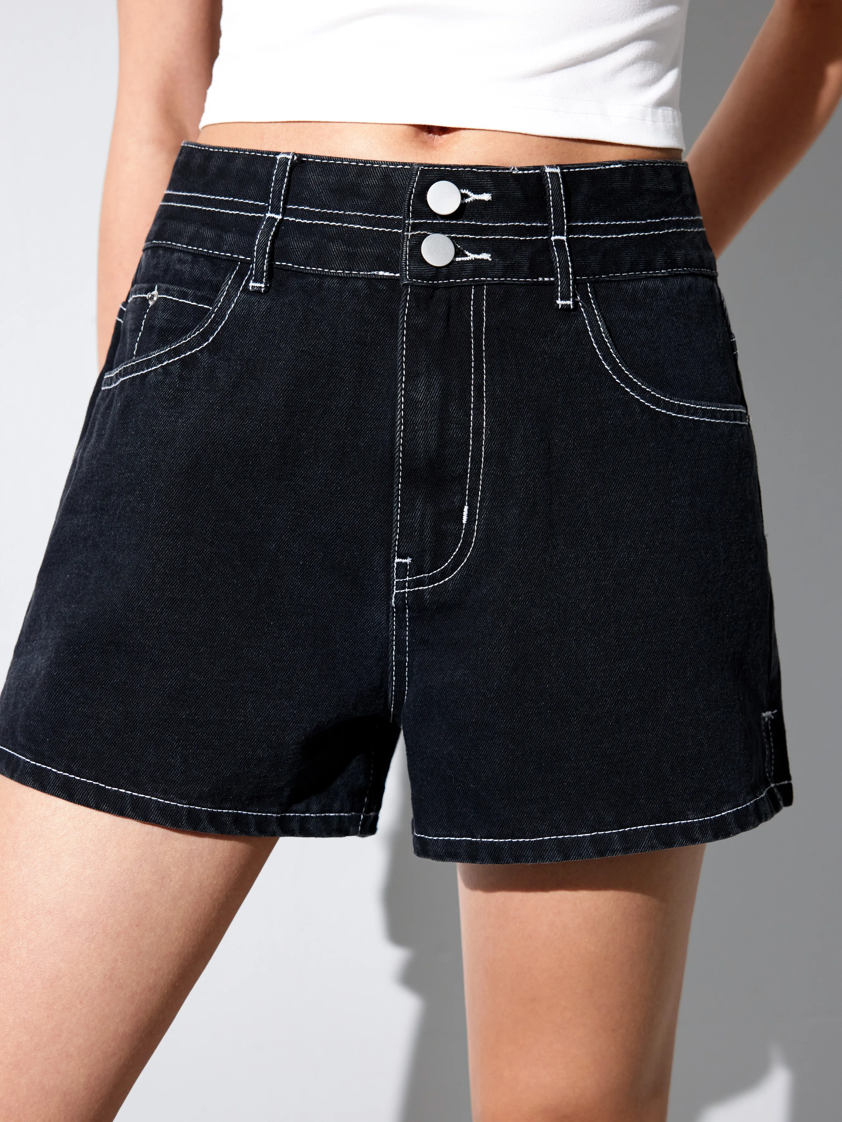  Pantalón Corto Vaquero con Botones y Costuras