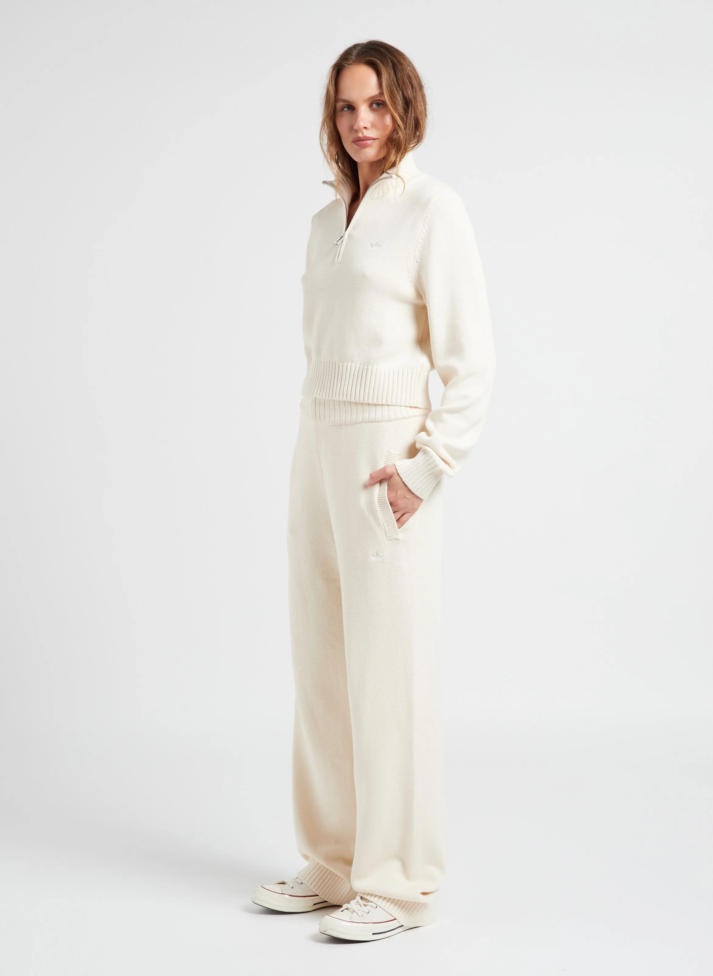 Pantalón recto de algodón en beige