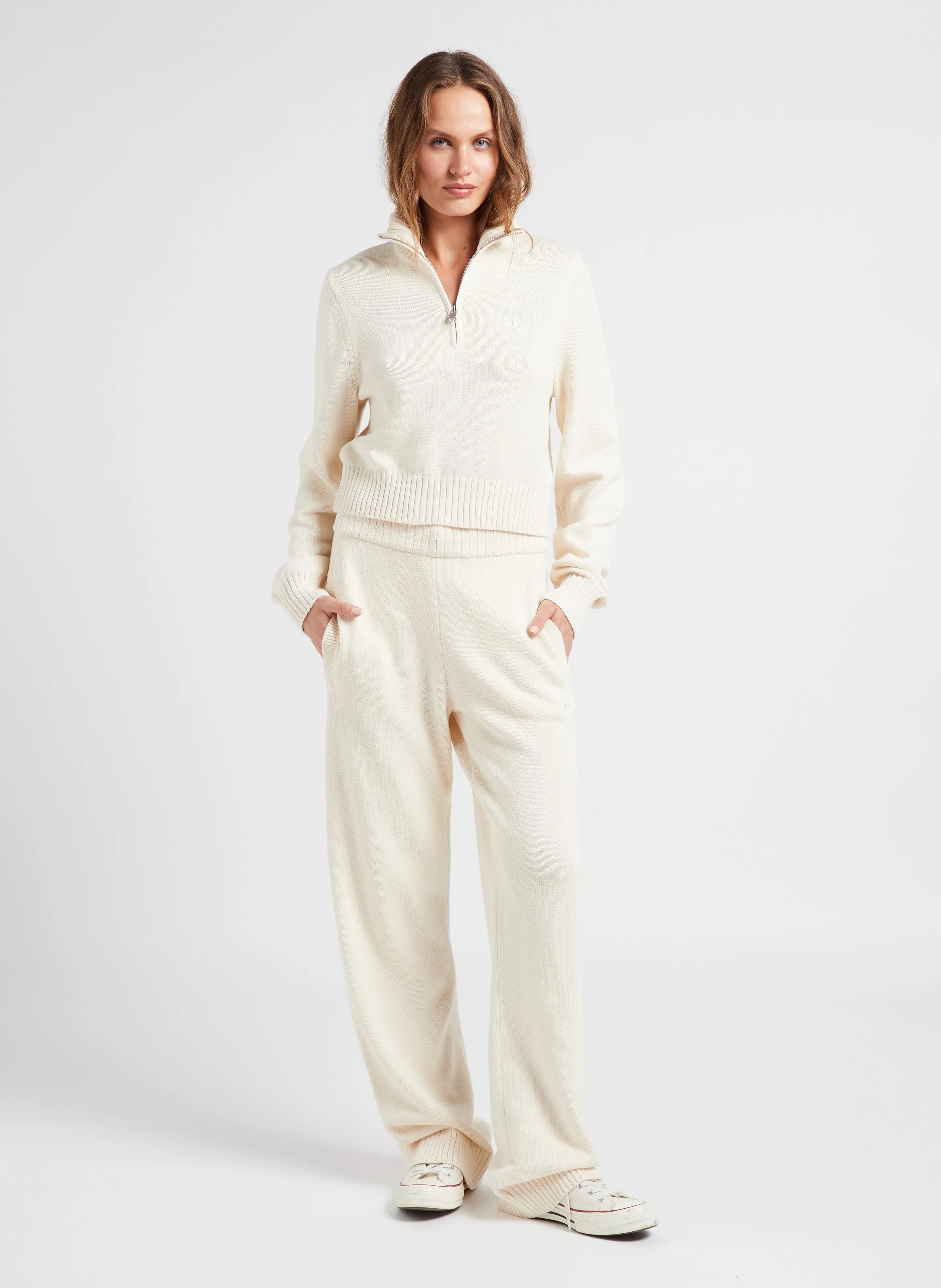 Pantalón recto de algodón en beige