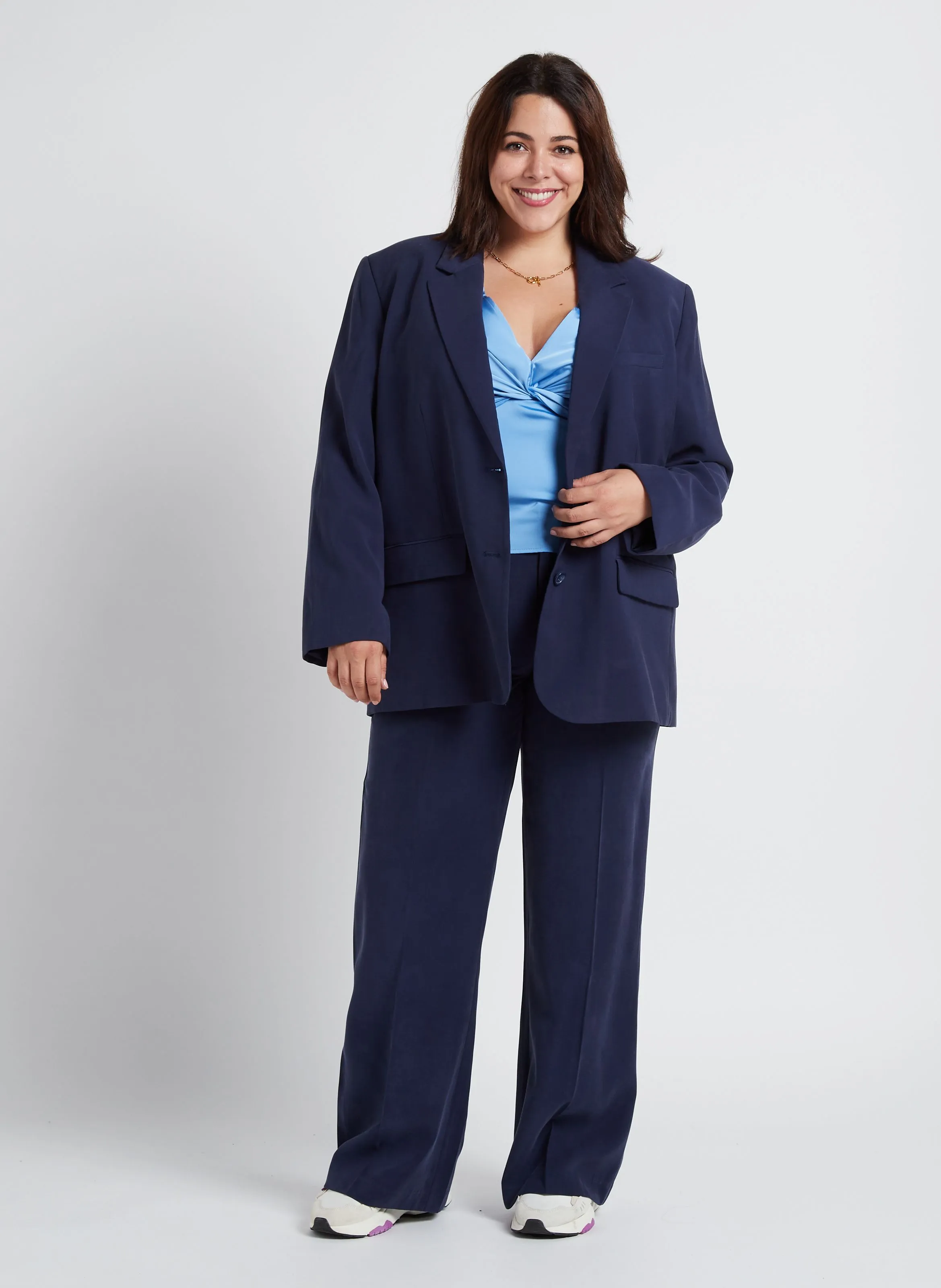 Pantalón recto vaporoso en azul
