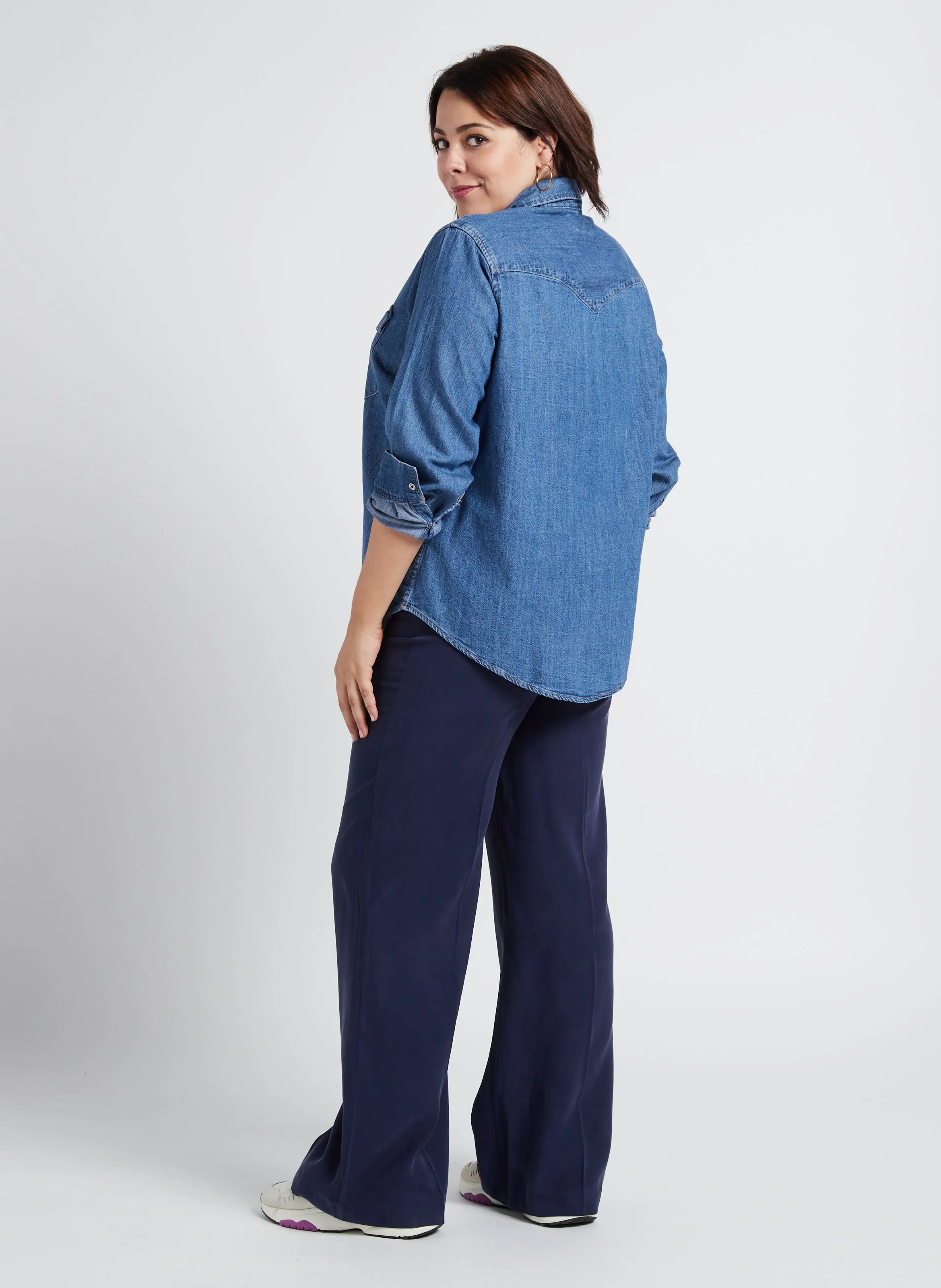 Pantalón recto vaporoso en azul