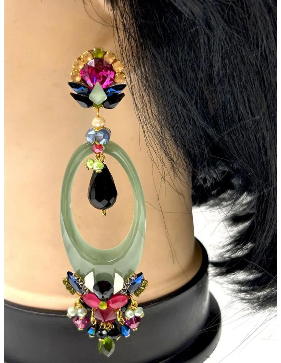 PENDIENTES VERDES LARGOS CON DECORACION FLAMENCA PARA BODAS Y FERIAS