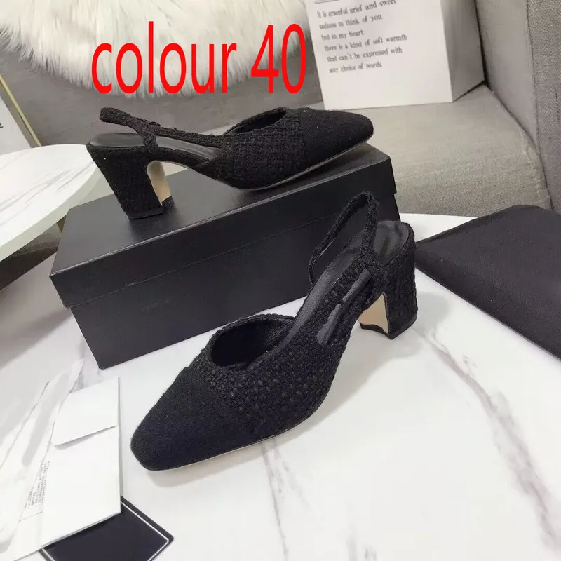 Sandalia de vestir Zapatos de diseñador de cuero Tacón grueso tacones altos Sandalias con hebilla de cinturón Moda Sexy Bar Fies