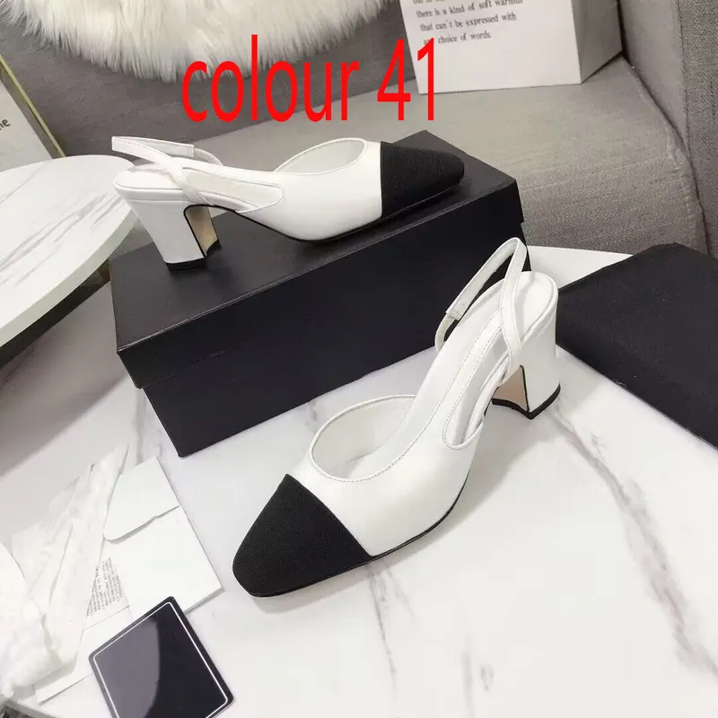Sandalia de vestir Zapatos de diseñador de cuero Tacón grueso tacones altos Sandalias con hebilla de cinturón Moda Sexy Bar Fies