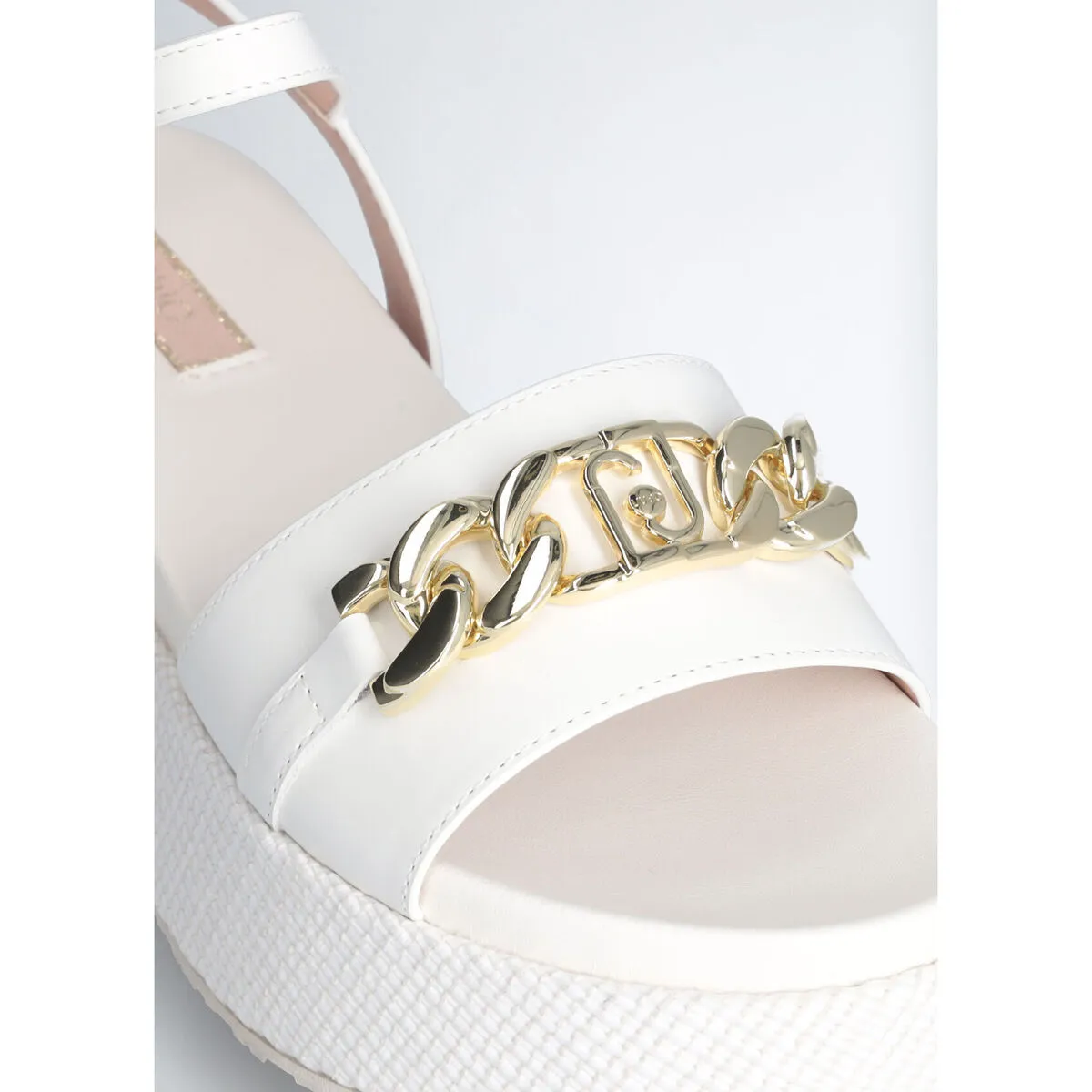 Sandalias de plataforma con logotipo y cadena
