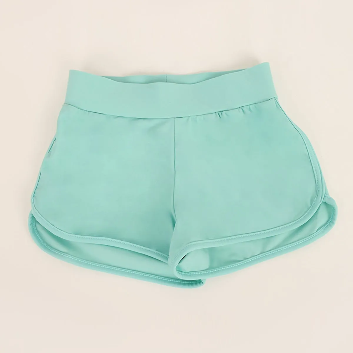 Short  MOIST