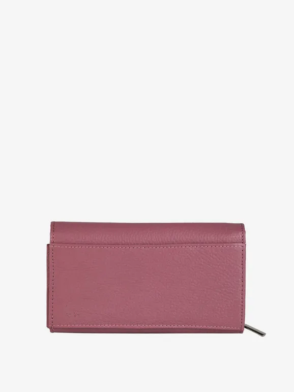 Solada Cartera de mujer de piel con botón.