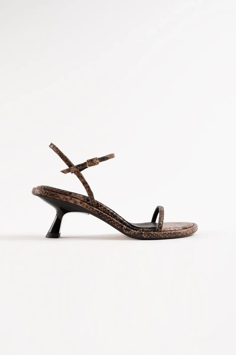 SOULIERS MARTINEZ SANDALS